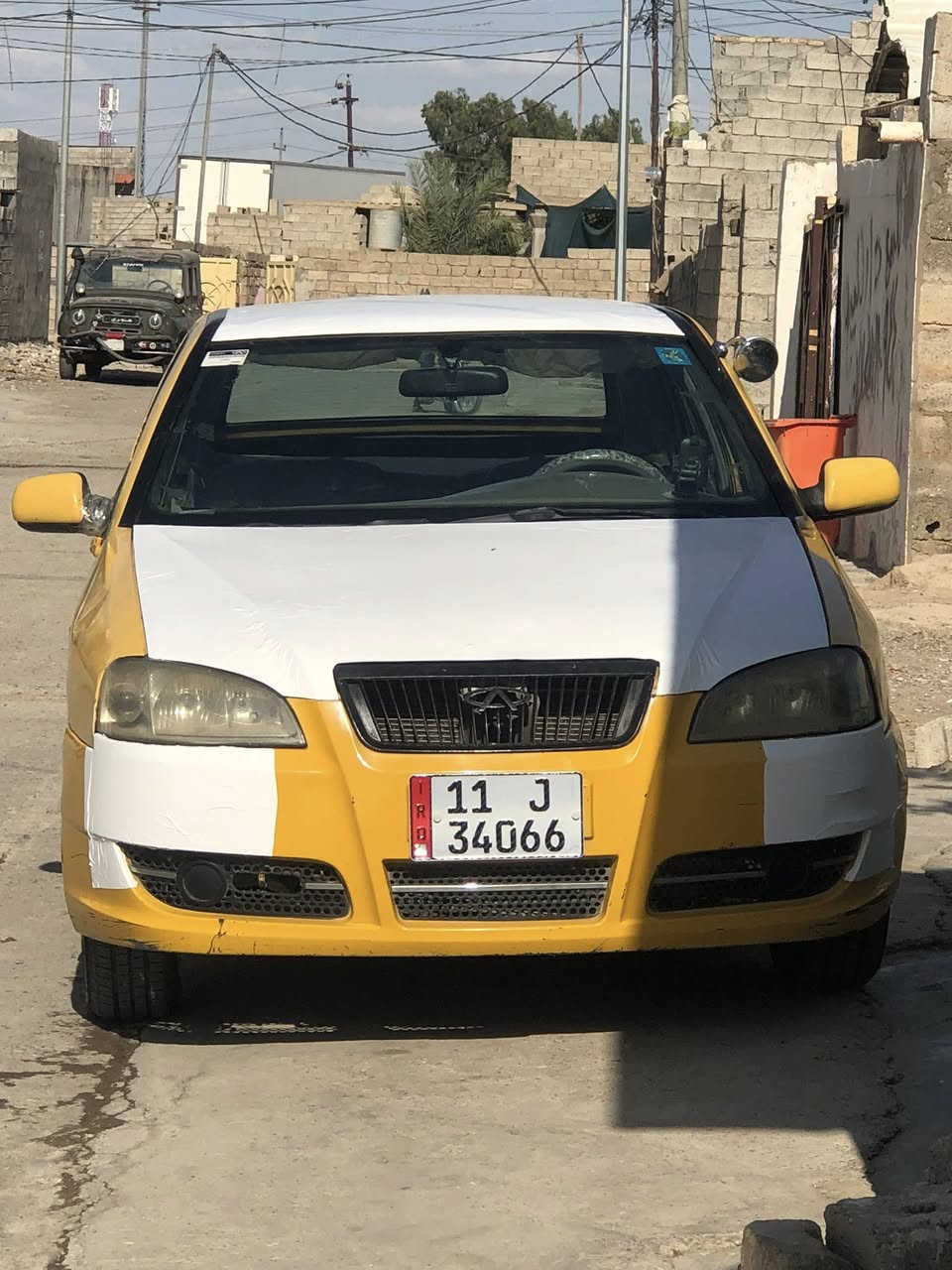 سلام عليكم شيري كوين بسمي سنويه ٢٨ محرك كير ونجي افضل المحركات سياره مصفره كلشي اي نقص مابيه موديل ١٠ تحويل شوكد متريد غرفتها تخبل دوشمه سويتها ١٠٠ صدر جديد زوج تايرات جديده سياره خير من وين متريد شغل وطلع تبريدها كامل بس يرادلها  قايش غاز ال مو شراي لا يتصل سعر سياره ٣٢ بيها مجال رقمي ***********
