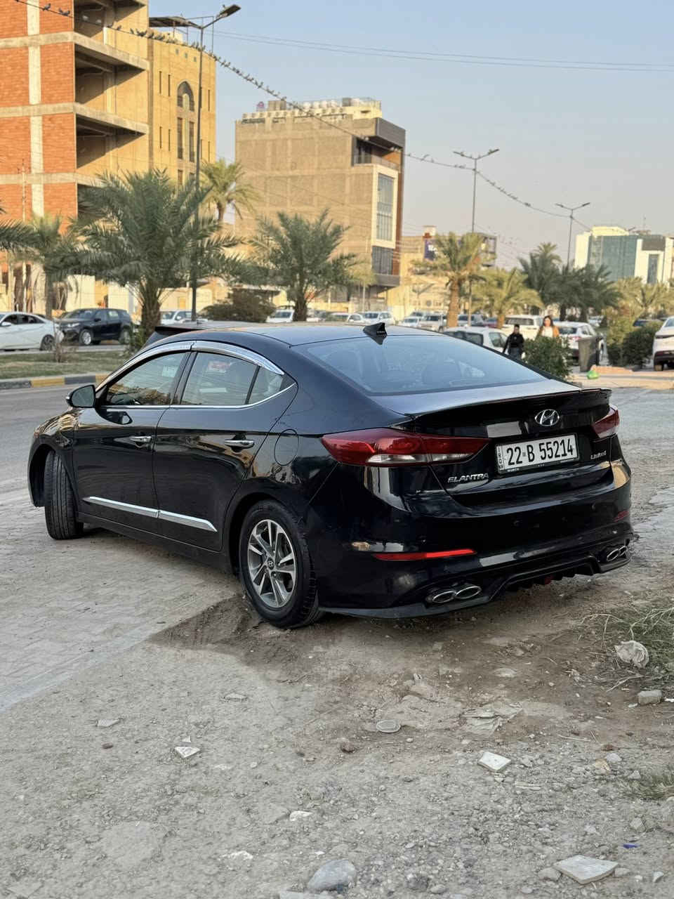 سلام عليكم 
النترا موديل 2017
لمتدد فول موصفات عده فتحه 
ضررها قطعتين
مكينة دوش 2000
كير at المرغوب
بصمه 
بصمه ابواب 
رادار جانبي وخلفيي 
ثلاث وضعيات قياده
مريي قلاب
كشنات تدفئه
نقطه عمياء
شاشه كبيره 
لايتات عالي وناصي LED
تحكمات ستيرن  جهتان
حاكيه مضخم صوت اشاره ترحيب عند اقتراب
شاشه كاشف اعطال 
تخم تاير جديد ويل كب كروم
 سياره رقم اربيل
سعرهاا (115)$$
للاستفسار ***********
مكان سياره (بغداد منصور)
