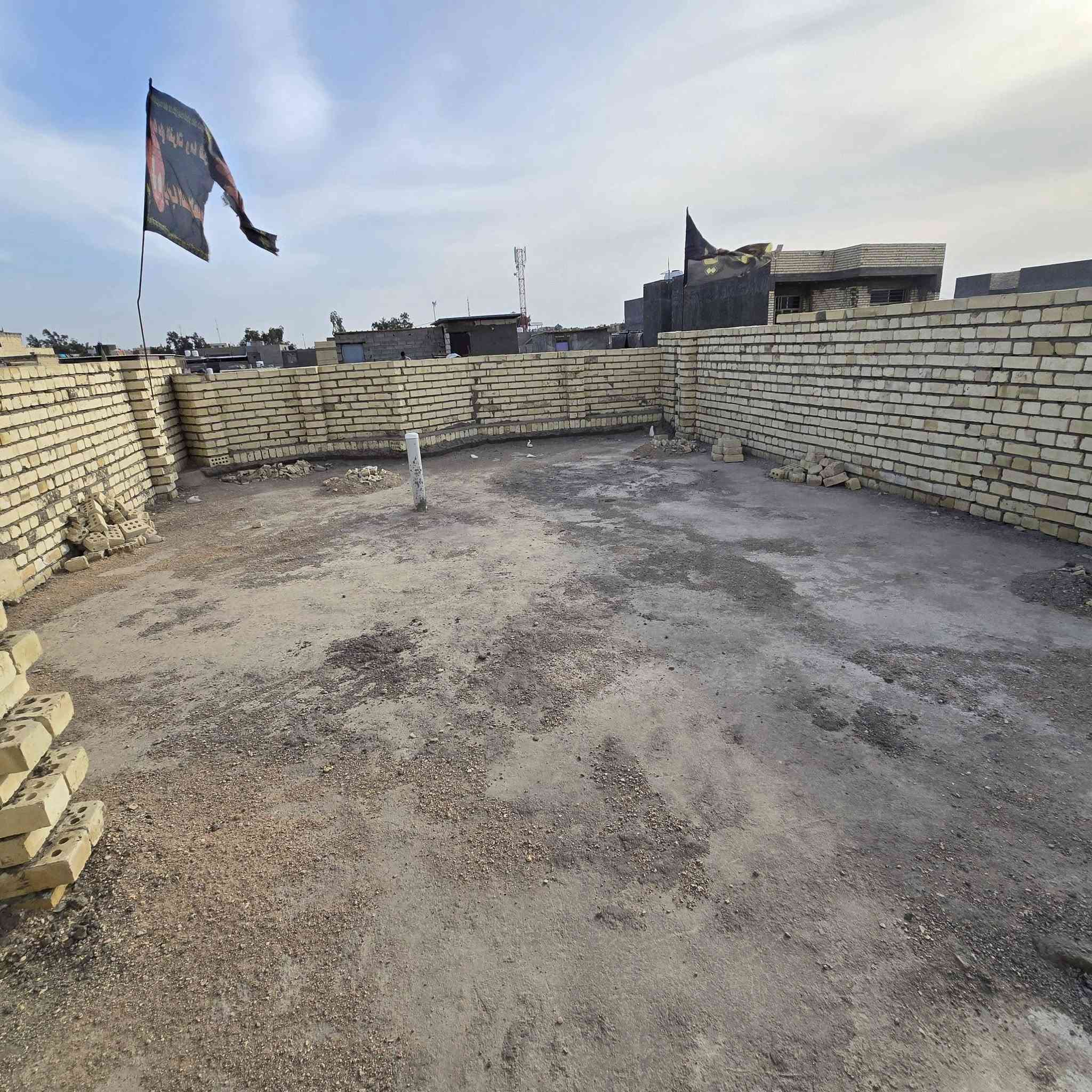 بسبب الوعود الكاذبة اعيد النشر هيكل للبيع زراعي طليطلة سند ٢٥ الفرع الثالث ١٥٠ متر نقد ٤٥ قفل   و اقساط  مقدمة ٣٠ وكل شهر ٥٠٠ الكلي ٥٥ 
***********
