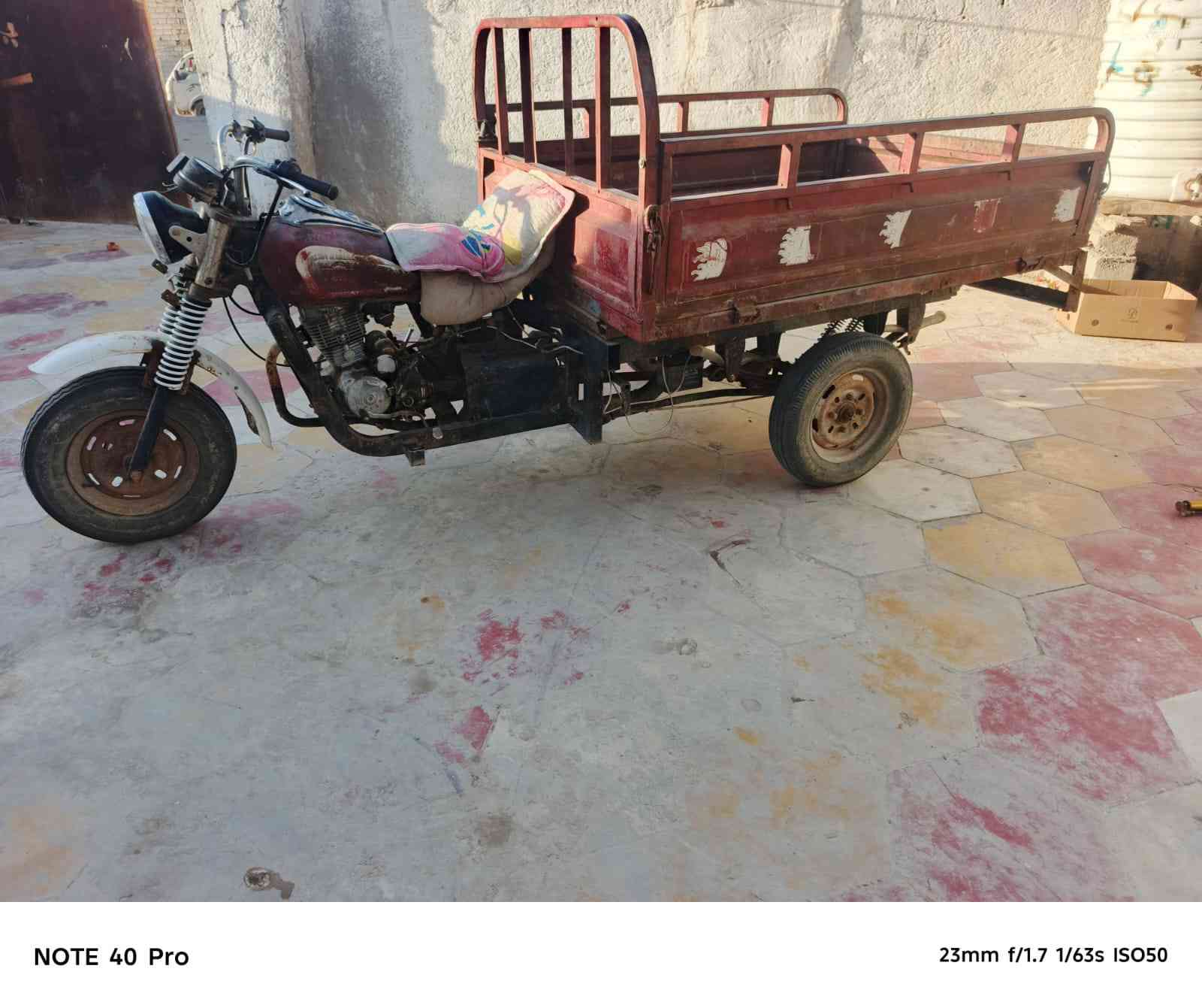 سلام عليكم سوته لبيع موديل 16ادوات أتعهد من سرقه او اي شي مكينه جديد تايرات جديد كله شغاله والباقي كدام عينك السعر 600وبيه مجال المكان ناصرية الشطره هاذ رقمي ‏‪***********‬‏
