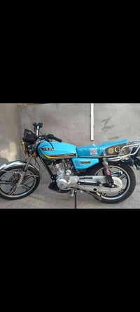 ماطور سيفان موديل2023 بعدو وضع شركه السعر  750بي مجال شي بصيط  0771667...