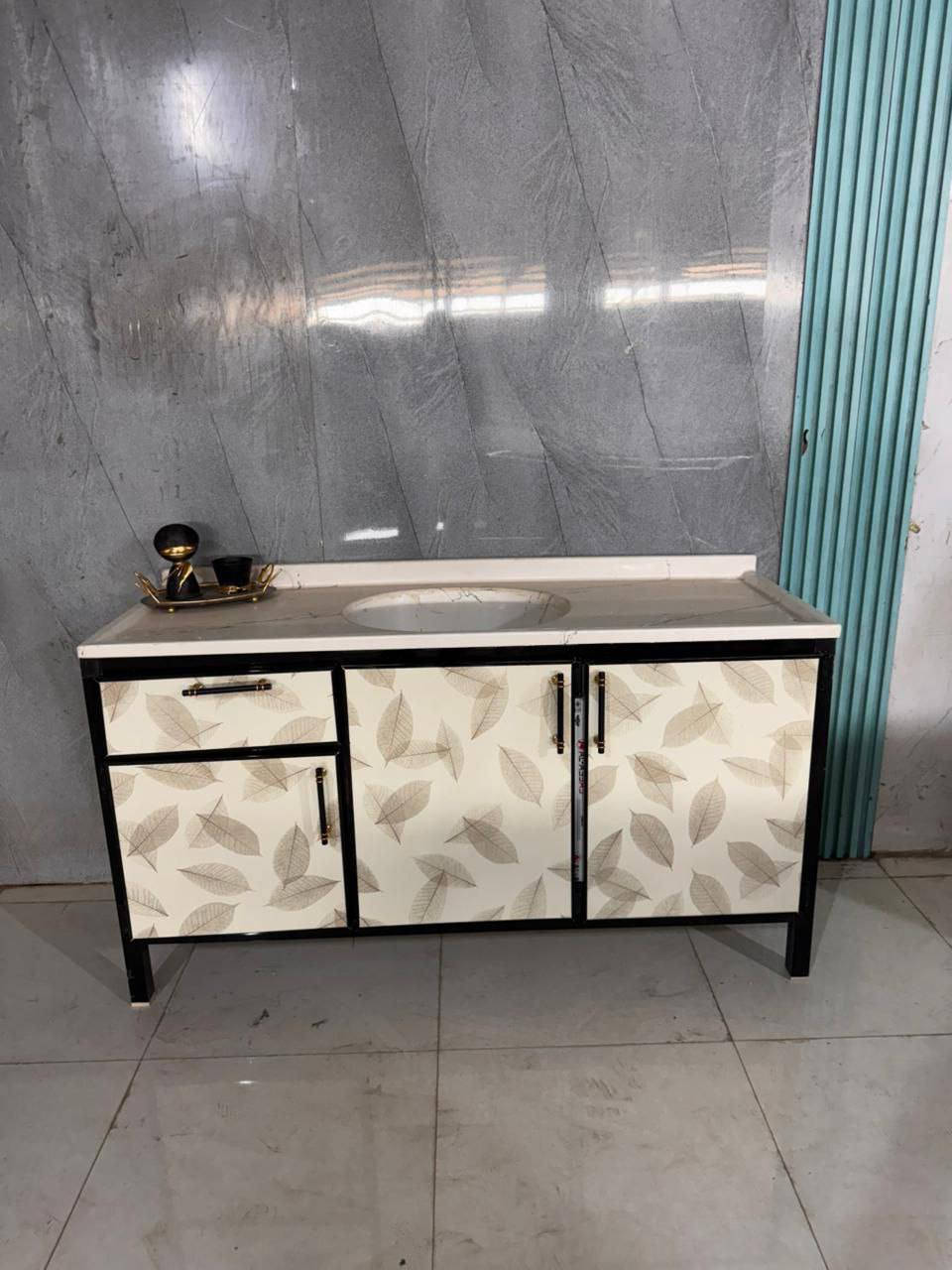 السلام عليكم 
#متوفر غرف نوم صاج وتركي
#متوفر تخم وديوان 
#متوفر اثاث منزلي راقي ومميز 
متابعه للصفحه ليصلكم كل جديد


**إذا كنت صاحب هذا الإعلان وتريد حذفه لأي سبب، رجاءا أرسل رسالة إلى الدعم الفني**