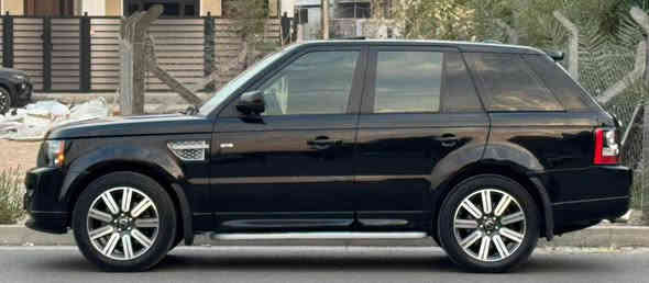 RangeRover Sport 2011 رانج روفر سبورت
بيها قطعتين صبغ رش فقط بدون دواخل 
الباقي مكفول 
محرك و كير لگزز ٨ سلندر انسه تفتح بنيد
لوي و دبل بدون جوبلس 
بدون شخوط / بدون رصعات / بدون بارد
رقم بغداد مميز الجديد سنويه و هزه جدد
المواصفات فول 1/1  : 
- كيجات شاشه ديجتال
- بصمة ابواب مع بصمة تشغيل
-  فتحة سقف سلايد
-  داخل لون اسود
-  شاشة مع كامره خلفيه
-  كشنات جلد + كهرباء
-  حساسات اصطفاف امامي / خلفي
- كاميرا خلفية
-  كشنات ميموري خزن
-  مري قلاب و شفط كهرباء
-  هاند بريك بصمة كهربائي
- منظومة زينون داينامك متحرك
-  سستم صوت Harman kardon 
-  ثلاجة و تبريد قطعتين 
-  ستيرن كهرباء + تحكمات ستيرن
السياره جاهزه بدون نقص و شوفتها احلى بالواقع
السعر 128 ورقة وبيها مجال بسيط ماكو هيج سعر بهيج نظافه
بالعافيه للياخذها
العنوان بغداد / حي الجهاد
*********** بغداد
