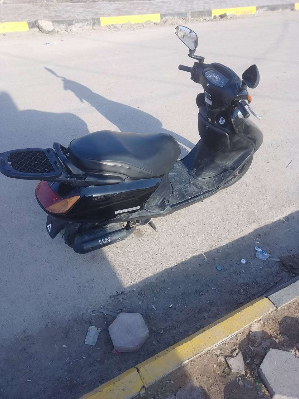 السلام عليكم دراجة سبيسي ياباني الدراجه مفتوحه رايمر مكفوله من التنقيص والتبخير   كفرات اصليات الدراجه شغاله هندر سلف دبل اشاره هورن الدراجه بيها بس الماصده مكسوره والجامه الجانبيه مكسوره السعر خاص _مكاني كوت طشاش،


**إذا كنت صاحب هذا الإعلان وتريد حذفه لأي سبب، رجاءا أرسل رسالة إلى الدعم الفني**