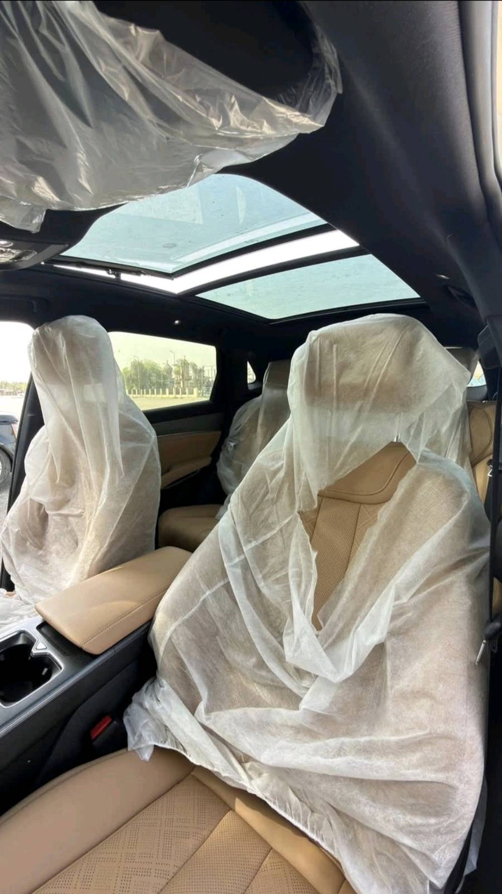 BYD سونك L موديل ٢٠٢٥ نص مواصفات بانوراما خمس كامرات كرسي السائق كهرباء الشحنة تمشي ١١٢ كم عداد المسافة ١٠٠٠ كم السعر المطلوب ٢٩٥٠٠٠٠٠ دينار بيه رصعة حسب صور السونار للاسنفسار ***********
