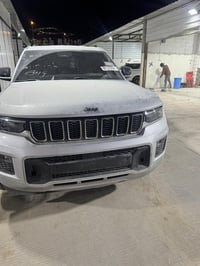 جيب موديل 2024 ماشية 300 ميل زيرو حادث سرقة 07718203933 واتساب السعر 2...