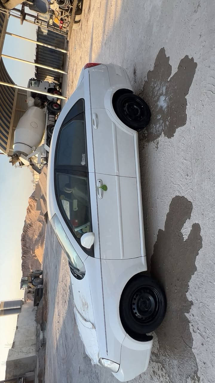 سلام عليكم 
سياره اوبترا مديل 2012 سيارة مكينة جديد كير نص عمر حدادية نص عمر البدي مكفول ما عدة البارد 
خاص مفتوح ماسنجر و واتساب واتصال 
***********
