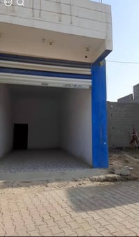 محل للإيجار • ١٤م • مخزن