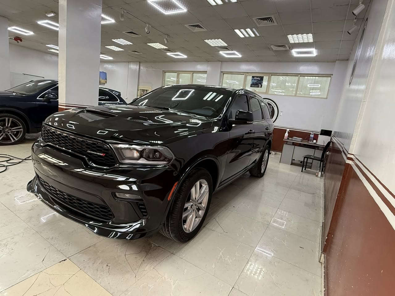 السلام عليكم 
دورنكو GT 
موديل 2023 
صبغ 4 قطع 
سياره جاهزه كل نقص ما بيها 
مرقم سليمانيه 
مكان سياره ديوانية 
السعر 265 ورقه 
***********
