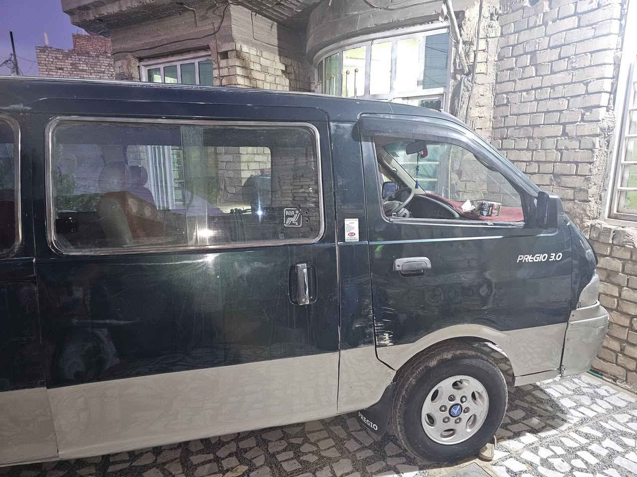 بريجو للبيع رقم بغداد موديل ٩٦ سنويه لل٣٠  شغاله كبل تصعد شارع رايدها ب٦٠  ورقه وبيها مجال
