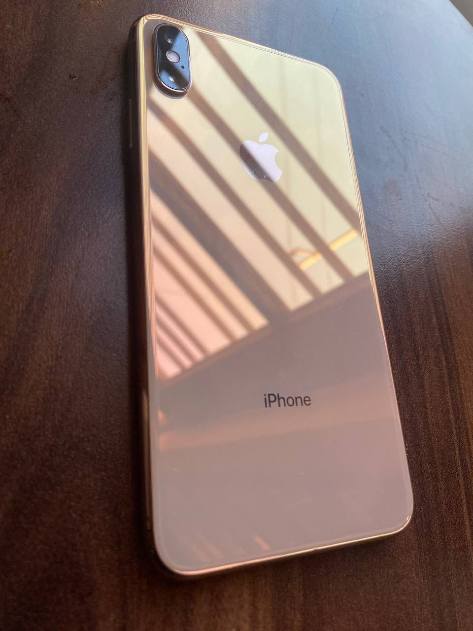 السلام عليكم ايفون اكس اس ماكس ذاكره 64 نموذج m فيس ايدي متوقف بلتحديث فقط الجهاز كله بلادي وضع شركه السعر 175 قفل العنوان بغداد جسر دياله الرستميه للستفسار اتصل ***********
