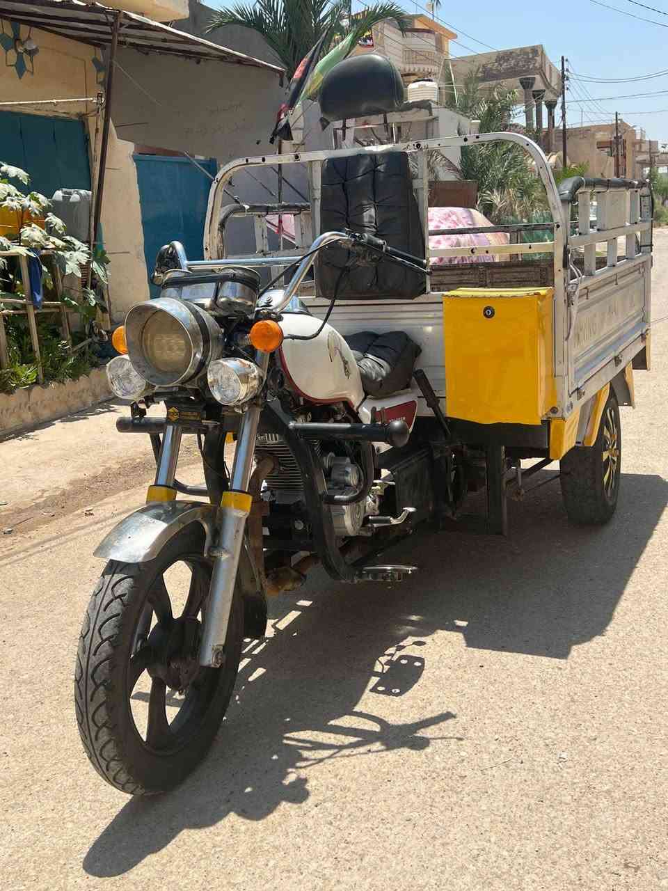 ستوتة لبيع موديل 20بلادي كامله   السعرمليون و350به مجال  العنوان سراجق رقم الهاتف ***********
ستوتة لبيع موديل 20بلادي كامله   السعرمليون و350به مجال  العنوان سراجق رقم الهاتف ***********
