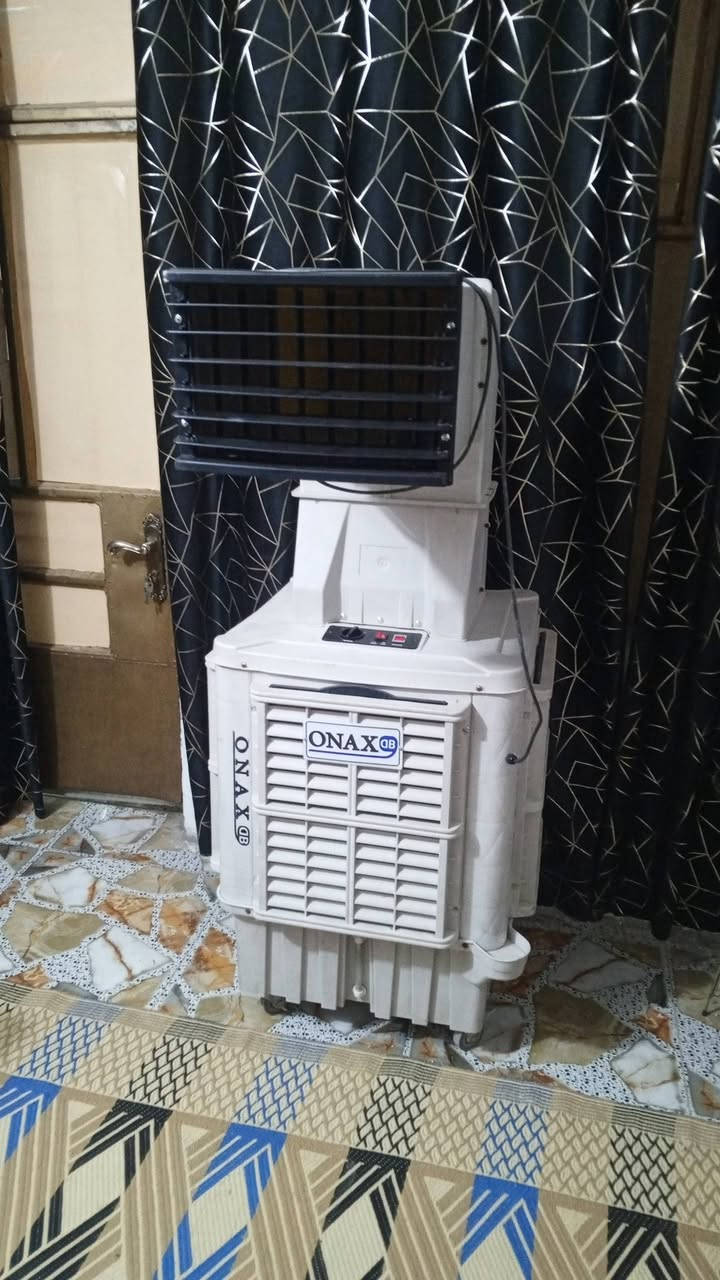 مبرده لبيع حجم 40 شركه ( ONAX) نضيفه شرط الفحص  وبلاديه العنوان بغداد الكماليه سعره 190 وبيه مجال  ( واتساب ***********
