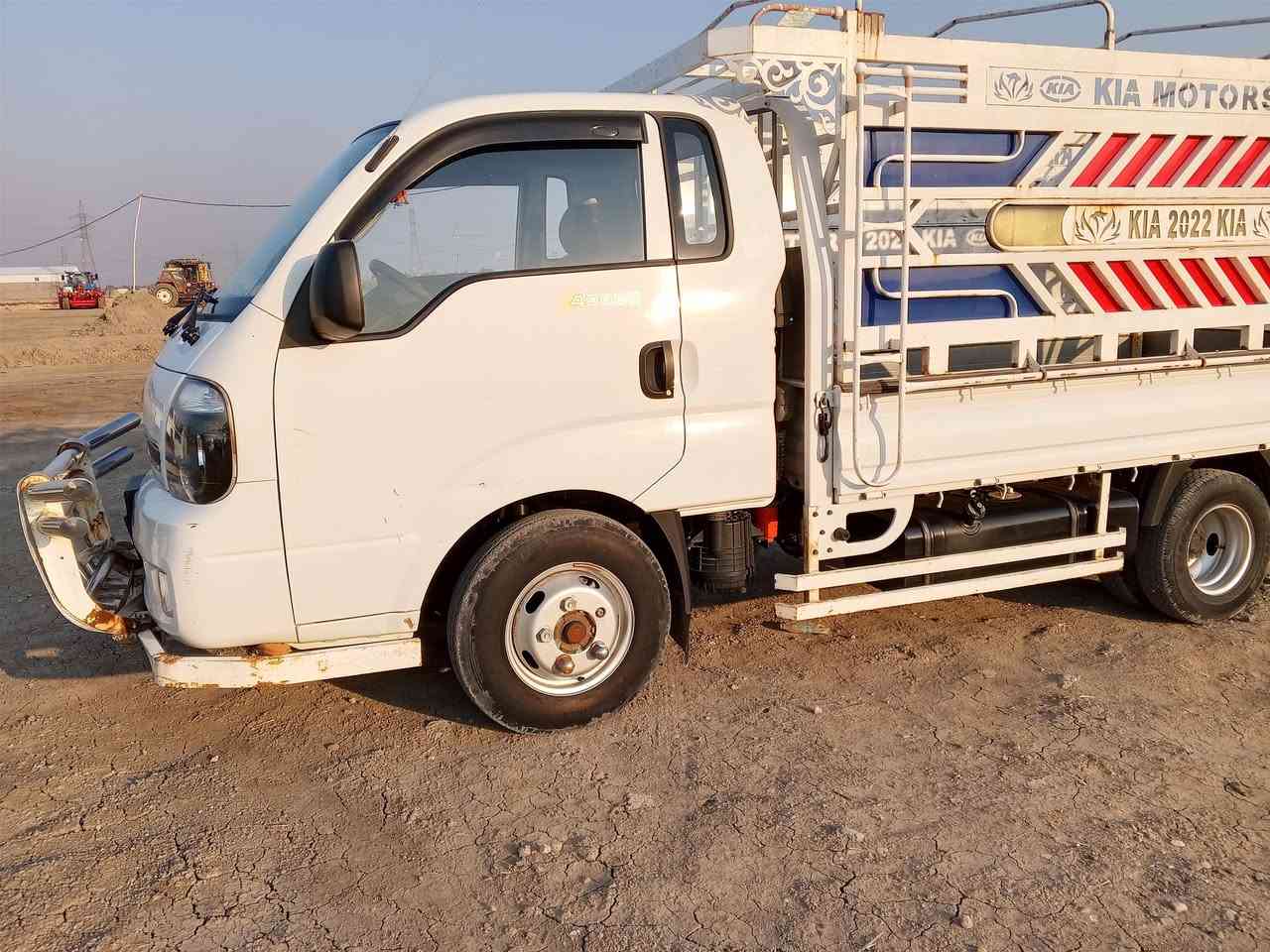 للبيع كيه فحل موديل 20 رقم ذي قار جاهزه تحويره 14 تانكي 100 التر محجوزه باقي سنه عله  الحجز مكفوله كفاله عامه ماشيه 48 الف فقط ***********
