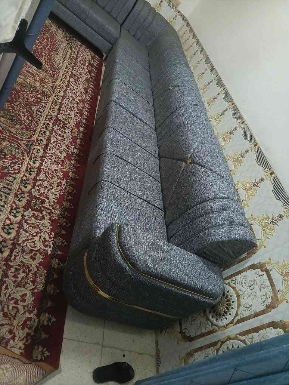 اسلام عليكم ديوان 11مقعد جديد غير مستعمل تسكام كله بلوك اسود وسفنج مميز اولا مكاني  حله نادر الثانيه عله الخدمي ***********واتساب
