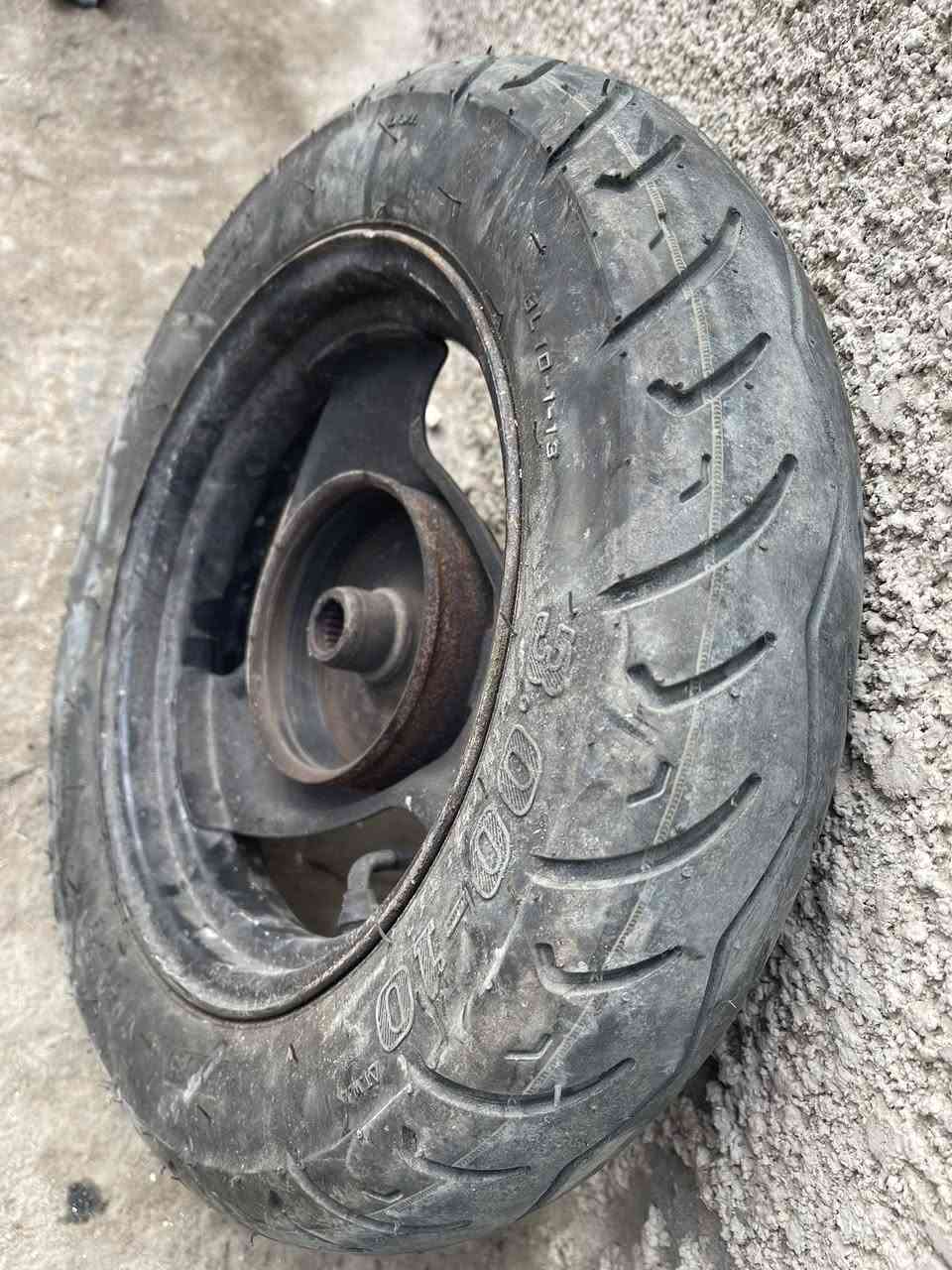 سلام عليكم ماشامال ماكس120منغولي وترهم قجمه كامله دبلات جددطسه ناعمه كلش وتايرجديدويل نضيف وبيهادسكات وقمجي بريك وبنزات وقمجي سرعه مع علم عينه كيلومترهم شغاله علافحص مجموعه كلهابلاش ب30قفل بدون عمله وضفيره كامله بيهاكتف وكويل ناريه وعقل بدون جوزه علشغل ب20قفل قبغ هندرجديدكامل جيب وشد ب20الف سعره شوته كامله هيه وفلتروصونده بلاديه مال شوته سعرها ب10قفل ويل خلفي جديدبعده تايرسعره ب15قفل وسواده دشبول هيه عينه ومجوعه مال سلف واشايركامله ب15الف مكاني بغداد منطقة شعب ماعندي توصيل


**إذا كنت صاحب هذا الإعلان وتريد حذفه لأي سبب، رجاءا أرسل رسالة إلى الدعم الفني**