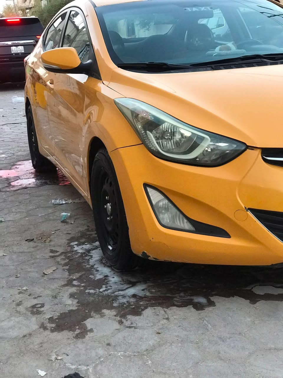 سلام عليكم النتره مديل ١٥ وارد خليجي بيهه جاملق ومصلح مكينه الف ٦٠٠ هيه غرمات كلهه مصفره سياره تحويل سياره جاهزه كبل بوجهك لشارع واحله من صوره العنون بصره حي الزيتون سنويه ال 27   السعر 93 ***********
