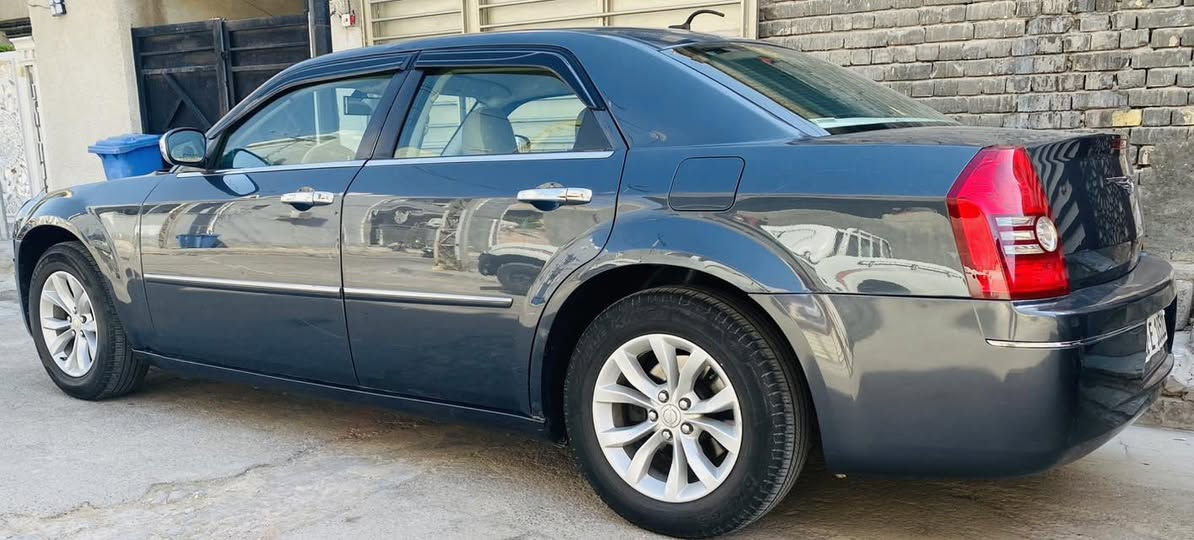 سلام عليكم 
اوباما 2008  رقم أربيل الجديد 🚗
(115) ورقة مجال بسيط
جاملغ ايمن الأمامي مصبوغ والدوسة مال باب الصدر فقط 
وكالة عامة عندي تريد تحويل وكالة بخدمتك ❤️
مكينة كير صدر تبريد كفالة 
تخم تاير فيتنامي ويل مكسيكي 
شاشة كامرة كشن كهرباء مثبت سرعة
لايت زنون 😎
منظومة غاز ⛽️ 👍
 بغداد حي الجهاد رقم الهاتف  *********** 🫡
