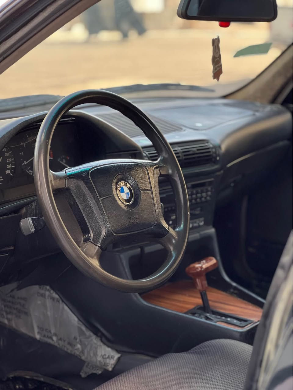 بیئیم1995گێر تۆماتیک مەکینەی 525سەیارەکە تابڵێی توند و تۆڵ و بێ مەسرەفە ڕەقەم سلێمانیە سەیارەکە پێشی بەتانەیەکی بڕاوەتەوە لەبەڕات دەرناچێت4گەڵاش غەرامەی تیایە دوای معامەلە بۆتی ئەگەڕێنمەوە سعری 38گەڵاو معامەلەیە أربيل, العراق


**إذا كنت صاحب هذا الإعلان وتريد حذفه لأي سبب، رجاءا أرسل رسالة إلى الدعم الفني**