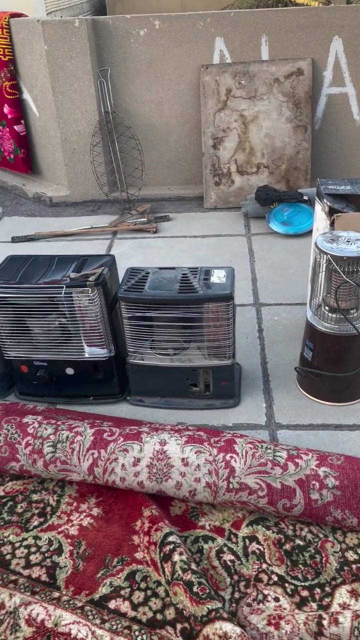 سلام عليكم ورحمة الله وبركاته صوبات لبيع عدد 3 نفط وحدا كهرباء وياهم فرشه بغداد ***********
