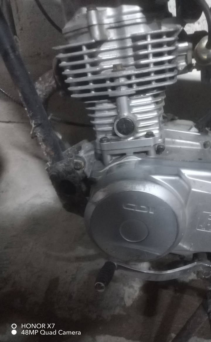 السلام عليكم دراجه ادوات مقفوله من كل شيء ب 350 وبيها مجال قليل والشرايط  ***********
