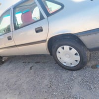 سياره فكترا للبيع  نضيفه حلو اي اخياس مابيهه السناويه مو ساقطه صدر جدي...