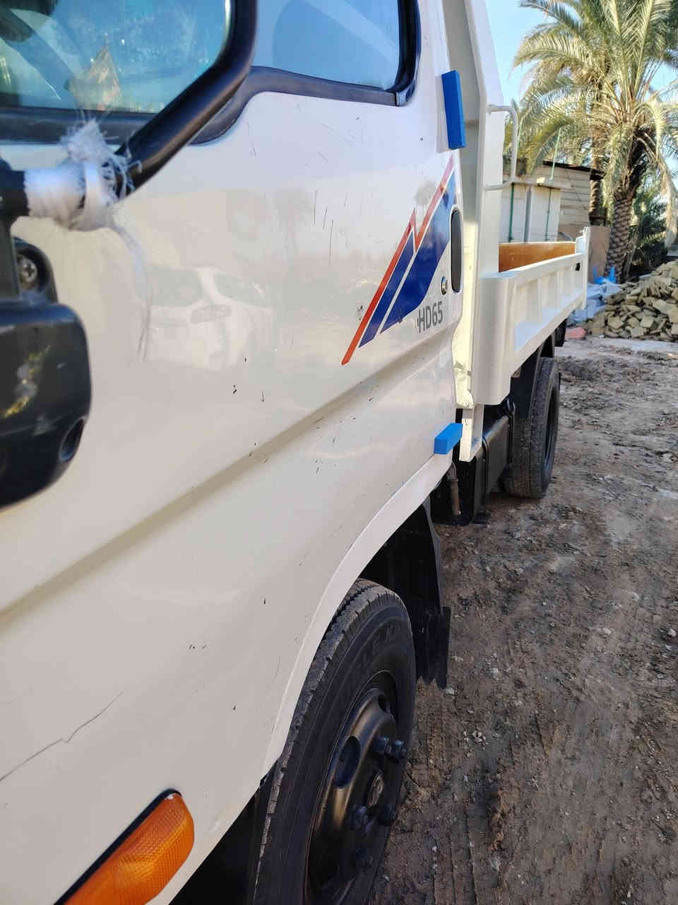 كنتر هونداي قلاب بلادي

موديل 2012 جديده

تخم تاير جديد

سنتر لوك شغال

رقم بغداد انكليزي بسمي مشروع وطني

سياره بسمي شخصيا

تبريد تدفئه بلادي

كهربائيات جاهزه شغاله

السياره بلاديه من الدعاميه للدعاميه مابيها تبديل

شاصي مكفول من قطرة الصبغ

بدي نضيف حيل ومفروش حصيره جديده 

القماره بلاديه بدون صبغ

دوشمه ومغلفه عوازل حراريه جديده

محرك ستندر لابخار ولاتنقيص ولا مفتوح

مكان ديوانيه قضاء الشاميه

***********
