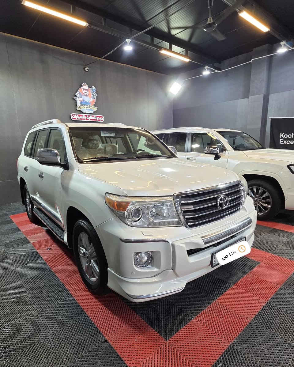 لاندكروز  2014  للبيع 

سياره ماشيه 148,000الف كيلو حقيقي
4 اطارات جديد شركة 
سياره داخل بيجي 
سياره كفاله محرك بشرط مامفتوح  جديد محرك (V6) 
مواصفات
(بصمه .. الانزلاق .. كشن جلد  .. ثلاجه ..  زينون  .. فتحه ..
تشغيل عن بعد ..  باب بصمه )
نظافه  ١٠٠٪ كامل بدون نقص و مصرف
سياره مال بيت أي نقص مابيها

رقم السياره ؛؛؛   سليمانيه

رقم / ***********
