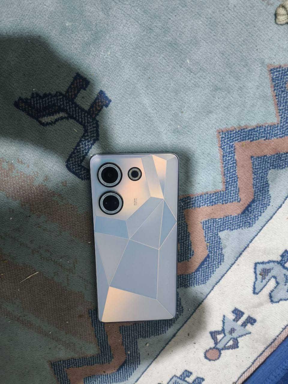 موبايل Tecno Camon 20 Pro موبايل ايخبل ببجي 60 فريم ذاكره 256 رام 5+8
البطاريه 5000 ملي امبير لاستفسار

 واتساب
السعر 200 وبي مجال 
ومراوس بايفون حسب القناعه 
***********
