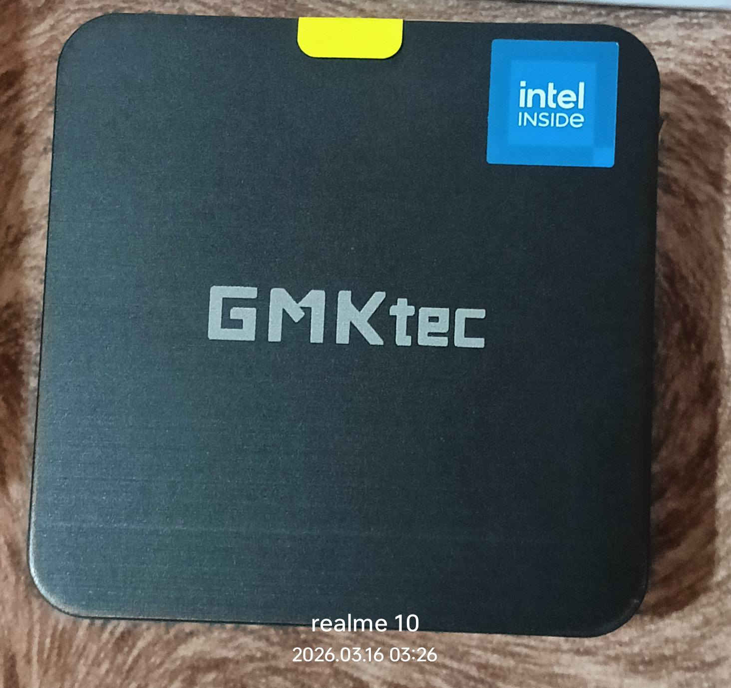 المعالج: Intel® N100 (جيل 12 - Alder Lake) بتردد يصل إلى 3.40 GHz 
​الرام: 12GB DDR5 بسرعة 4800MHz 
​التخزين: 512GB SSD.
​المنافذ: يدعم 3 مخارج شاشة (HDMI/DP)، منافذ USB 3.2، ومنفذين LAN (Gigabit).
​النظام: يعمل بنظام Windows 11.
الشاحنة تايب C

سعر الهارد والرام فقط 225 الف


**إذا كنت صاحب هذا الإعلان وتريد حذفه لأي سبب، رجاءا أرسل رسالة إلى الدعم الفني**