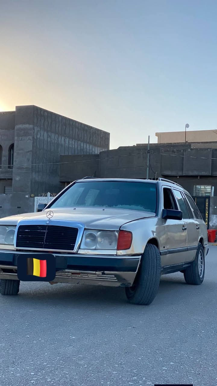 سلام عليكم سياره مارسدس ستيشن مديل91
محور 2500 
سياره جاهزه تحويل ثاني يوم سعره 45 سياره مكانه بسماوه رقمه مشروع وطني
اذ كو مراوس نرهم طي فرق قليل عليه عادي
‏‪***********‬‏ هاذه رقم راعيه وبي واساب  وهوه يتابع المنشور تحياتي 🤍
