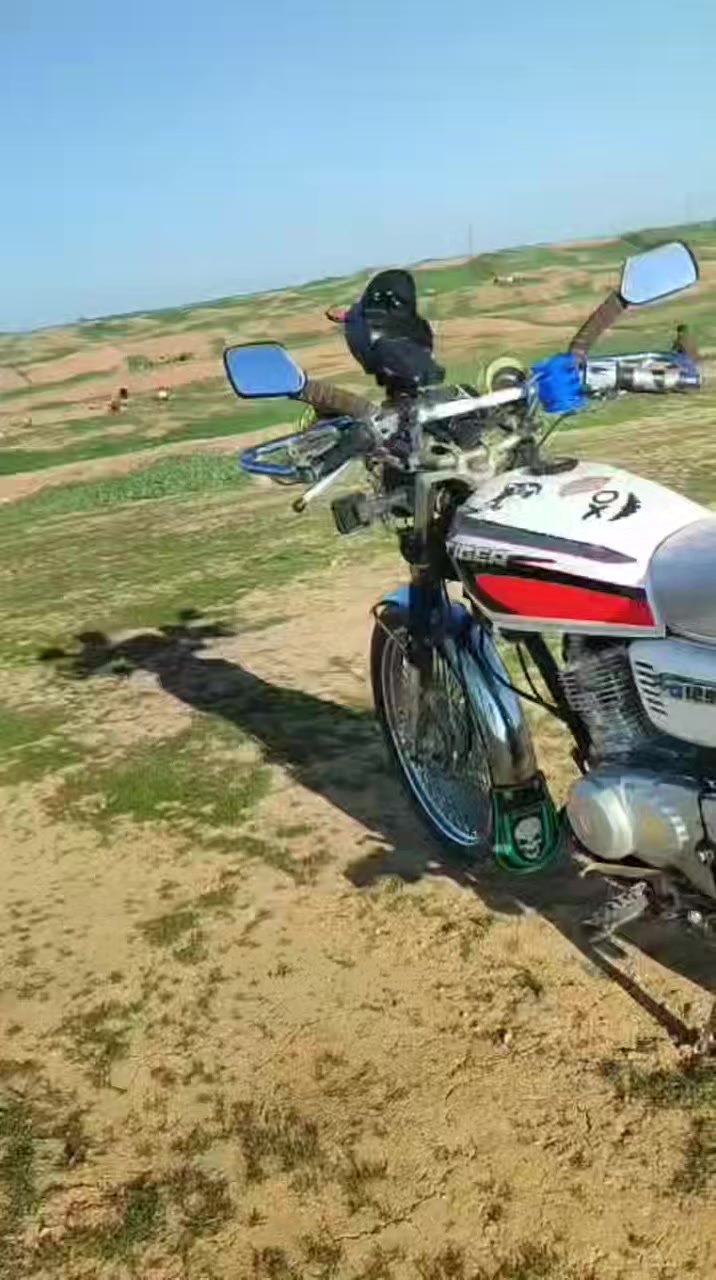 ماطور تايكر 2020
وزن ثقيل ابو الختمه بصمه شرط صبانه ممضروب وضع شركه جاهز شغل وامش شرط متصرف عليه ربع 
السعر 650 وبي مجال للطيبين 
تواصل ؏الرقم ***********
