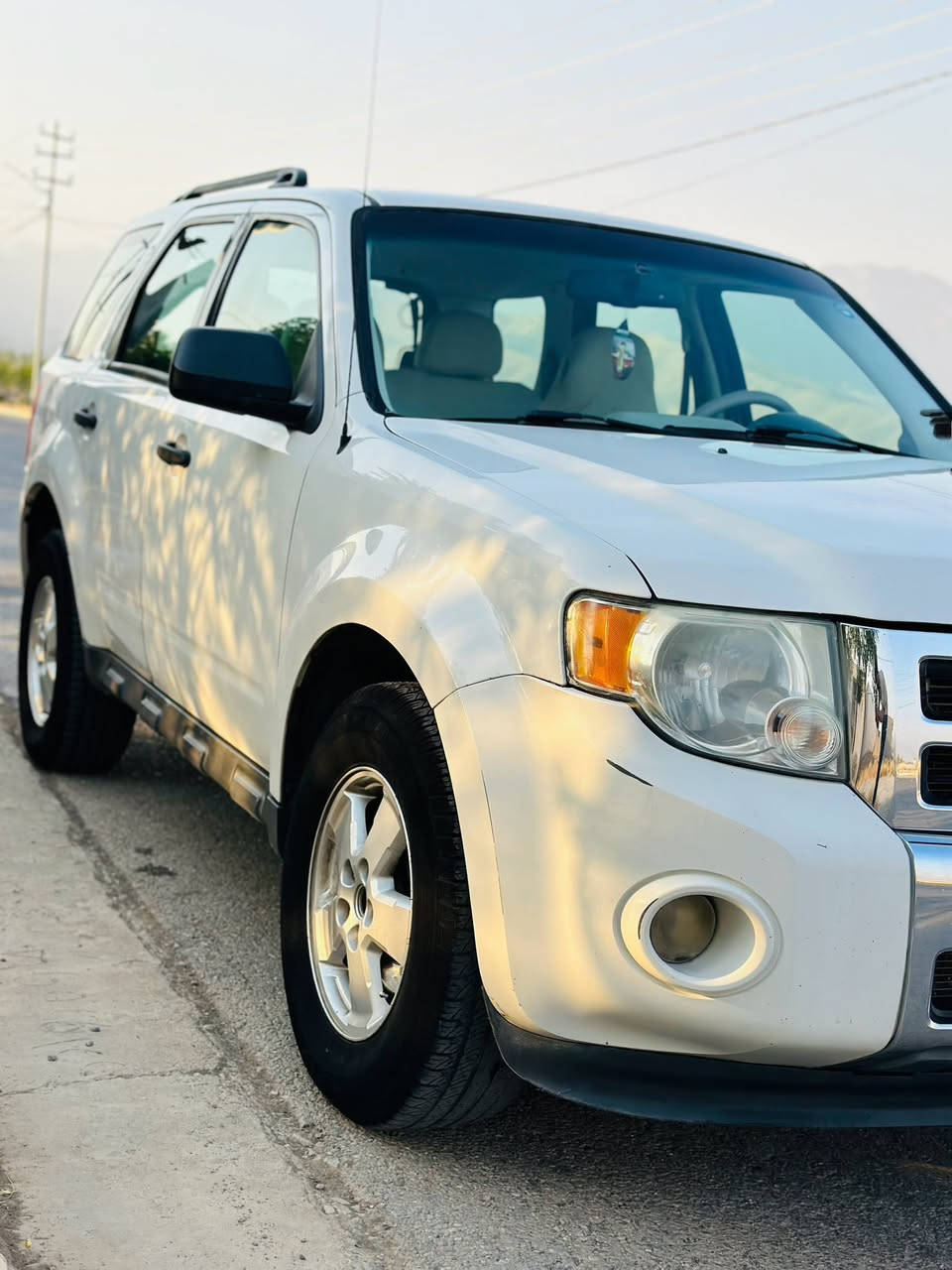 فۆرد ئیسکەیپ مۆدیل ٢٠١٢
دەبڵ ئەکسل مەکینە ٢.٥ مەڕغوبە

٣ پارچە و بستێک قەڵەمکاریە بەڵام من بە چوار پارچە دیفرۆشم بێ ناوگرتن

سعری ١١٥$

ژ.مۆبایل : ***********
