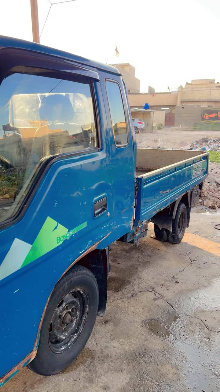 السلام عليكم فنتيره لبيع
مكفوله من كير ومحرك وشاصي لا تبخير

ولا تنقيص

سعر 55    بكان بغداد 

نتصال ***********
