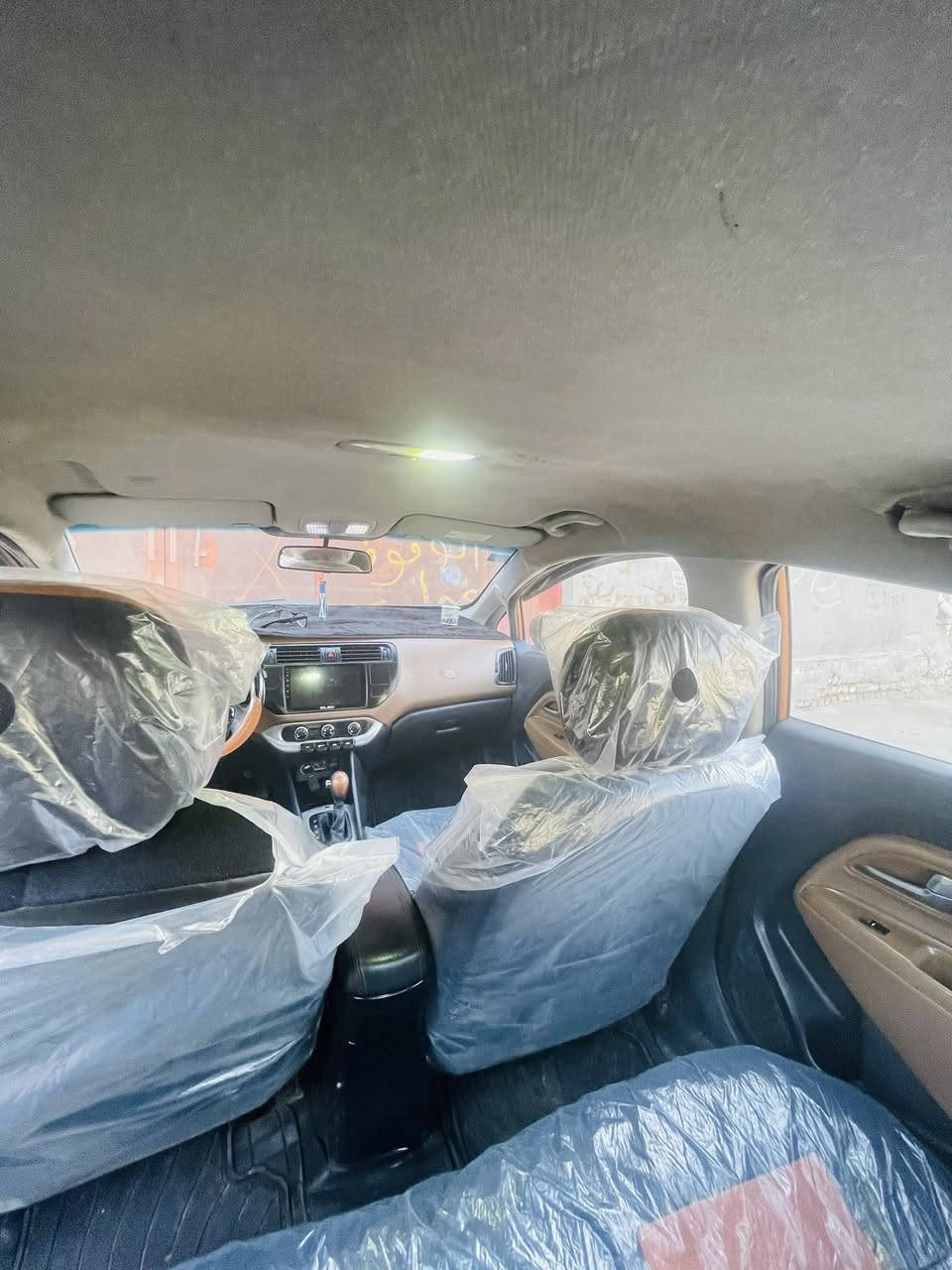 السلام عليكم كي ريو ١٢ خليج فول عدة الفتحة تبريد ثلج محرك كير كفالة صبغ عام اثر جراد عدة القمارة عارضهة ٨٠ وبيهة مجال شي بصيط مكان بغداد شارع حيفا *********** محرك ١٦٠٠ دوش
