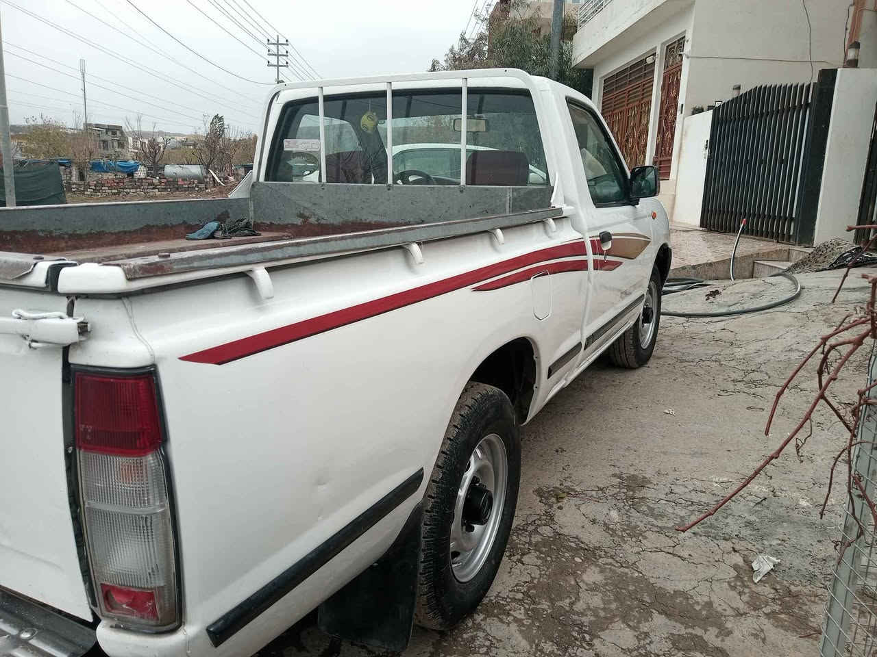 بسم للە...نیسان تاک چوار قولاب. بۆیاخی  نیە کرانەوەی نیە مەکینەی نەکراوەتەوە تایەی تازەیە سەنەوی 2025بەسەر چوە ژینگەی پێشوی دراوە ..سعری (115)گەڵا .ژ.م.***********)***********)شوێن .چمچمال. السليمانية, العراق
