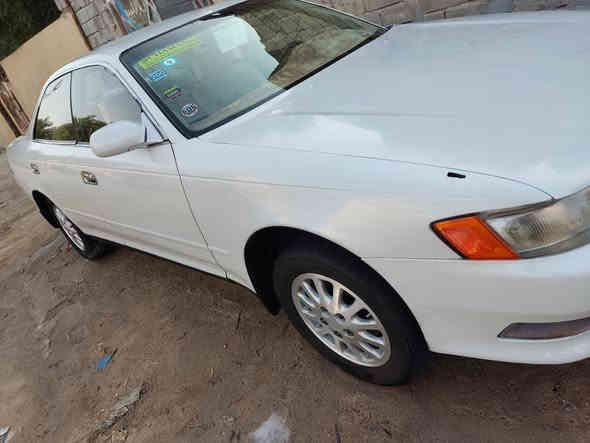 السلام عليكم مارك نفخ للبيع موديل 1993 رقم بصره انكليزي مكفوله كص ونقل جثه وضربه حداده جديده تخم تاير جديد توه شاده كهربائيات كلهه شغاله مكينه ففتي فيشه وحده السعر 60 وبي مجال بسيط رقم الهاتف ***********
