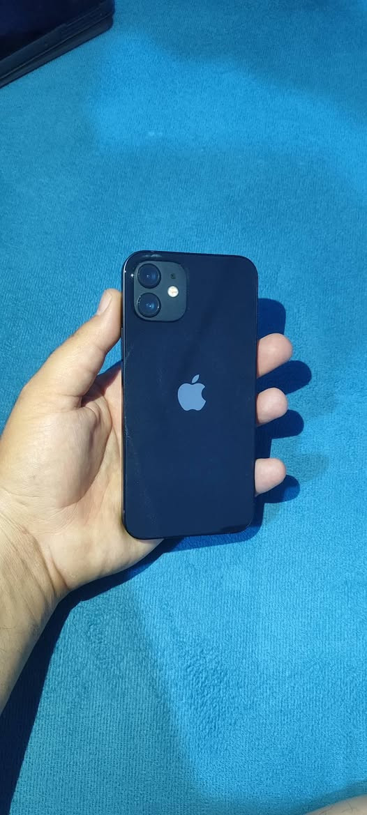 ايفون 12 عادي 
مبدل بطاريه وشاشه 3 خيارات 
بطاريه 91
ذاكره 64
السعر 225 وبي مجال بسيط 
مكاني نجف


**إذا كنت صاحب هذا الإعلان وتريد حذفه لأي سبب، رجاءا أرسل رسالة إلى الدعم الفني**