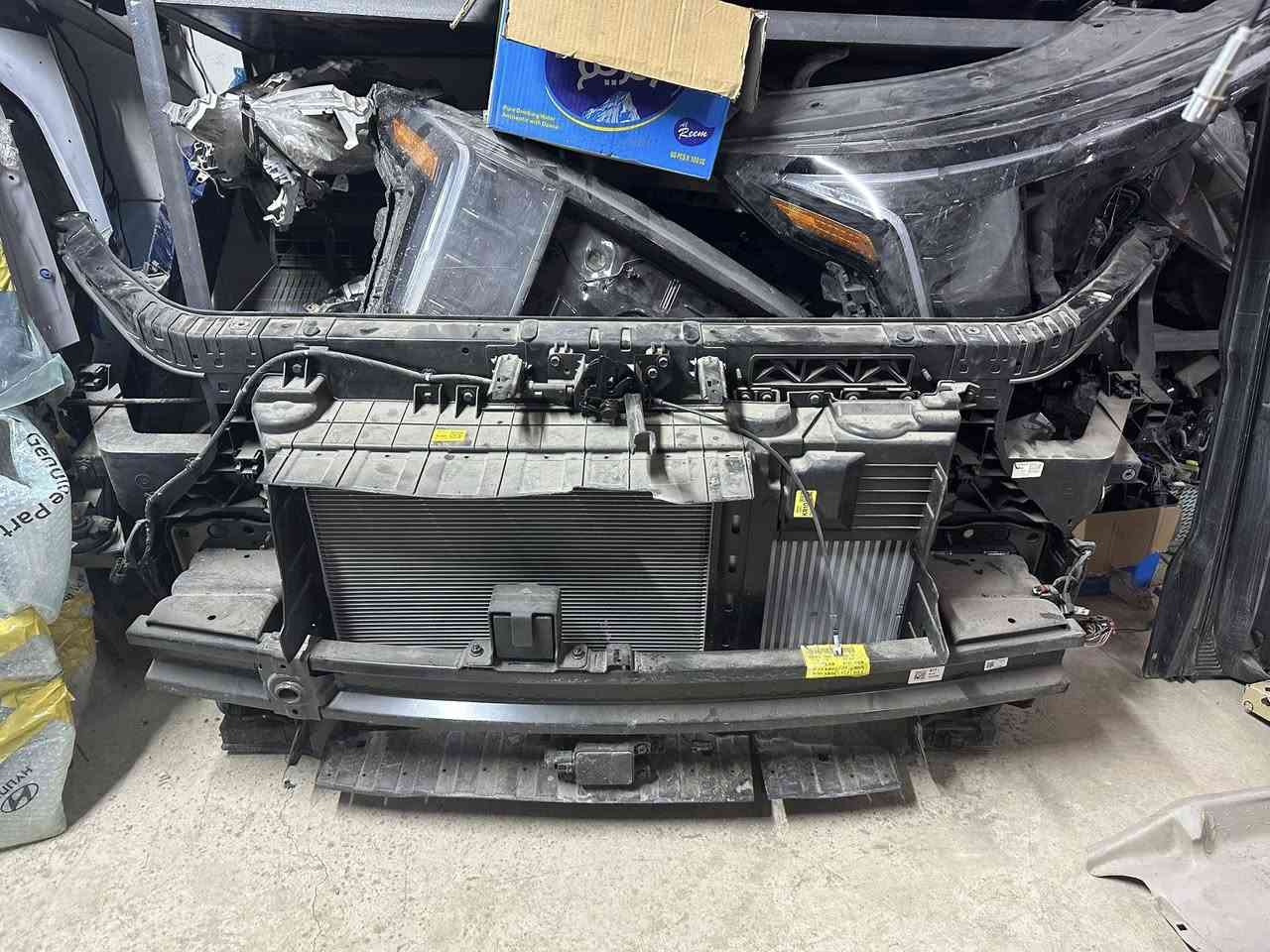 بسم ألله. ماشاء الله 
                                لاقوة إلا بالله العلي العظيم 

أرفع ألمنشور بذكر ألصلاة على محمد 
وعلى آل بيت محمد 

متوفر. جميع قطع غيار كيا كرنفال 
2025/2026 زيرو وارد أمريكي
ولجميع الألوان بأستثناء اللون الكرزي

اي استفسار التواصل او الاتصال على 
الارقام  
009647708852627 واتساب

009647704265569‭

‭00 964 771 529 3077‬واتساب 
ألفرع. ألاول. سوق بغداد ألمركزي 
مقابل وزارة التعليم العالي والبحث العلمي

ألفرع. ألثاني 
مجمع المشن.  شارع. ((جاك عبود))
قرب مطعم الصادق 
اهلاً وسهلا بكم
