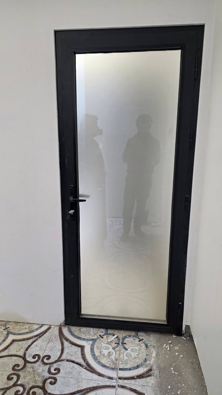 للبيع
جامخانــــــــــة 
285 ارتفــــاع 
325 عـــــرض 
البيبان عدد 3 نفس القياس (200×90)
جام مضلل نافذ للضوء
الاسعار راسلني خاص وتتدل
للمعلومة بعدهن جدد توني شديتهن وعزلت


**إذا كنت صاحب هذا الإعلان وتريد حذفه لأي سبب، رجاءا أرسل رسالة إلى الدعم الفني**