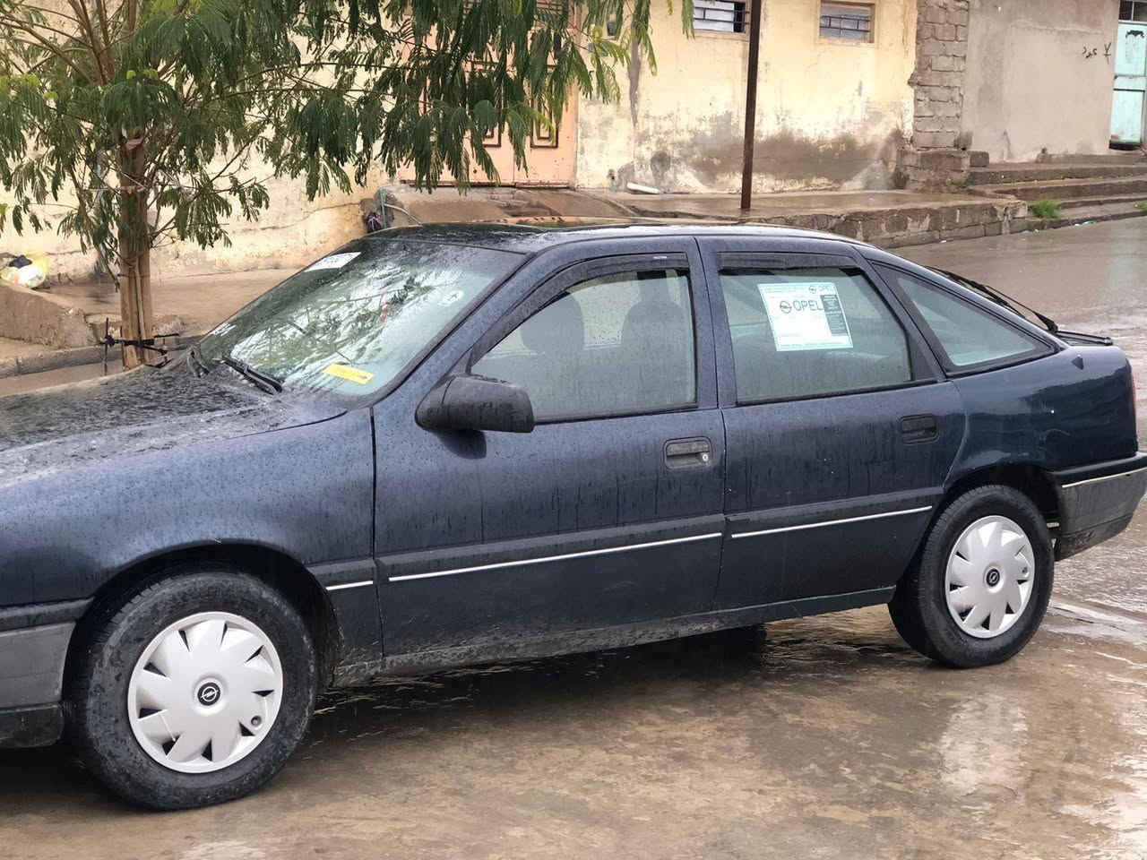 اوبل فكترا محرك 20 
موديل 1991
سلايت 
اربعه تايرات دسك 
وايرمنيه كلها شغاله 
ررقم الماني 
سنويه الئ 2029
كابون بانزين 
ططخم اير حيل نضيف 
ططخم الورئ و الكدام جديد 
***********
