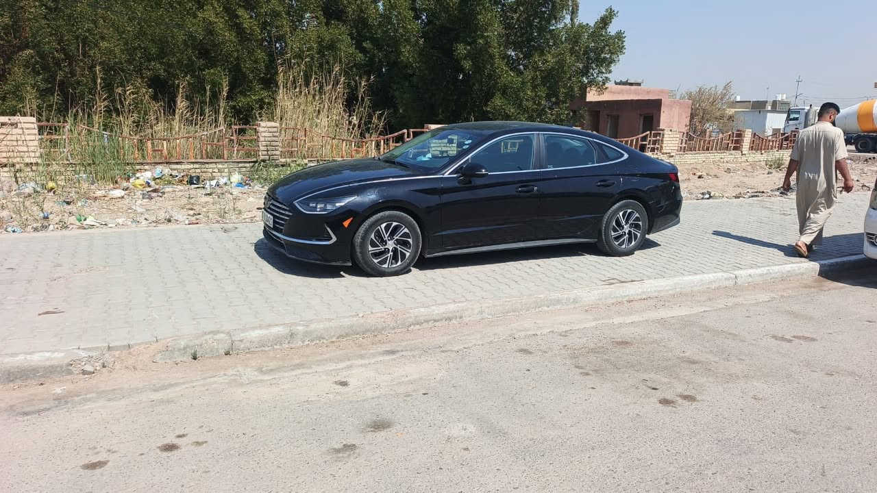 السلام عليكم شباب سوناتا 2023 كلين تايتل فئة بلو
ممشى السياره 35000mi
مكفوله حتى الدعاميات
على وضع الشركة
السياره مكانها الدوره
مع امكانية البيع بنظام الدفعات


**إذا كنت صاحب هذا الإعلان وتريد حذفه لأي سبب، رجاءا أرسل رسالة إلى الدعم الفني**