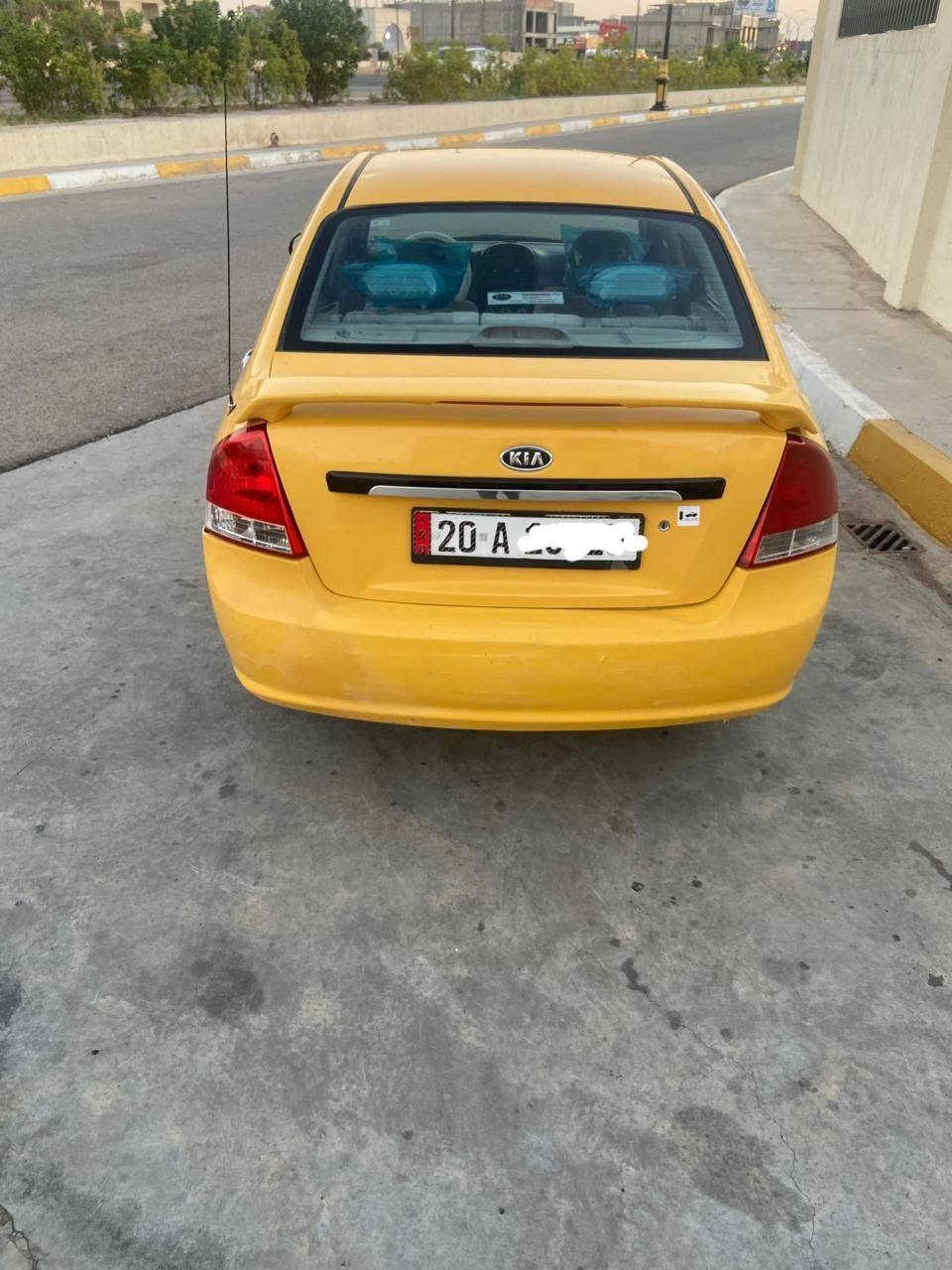 سلام عليكم سبكترا موديل 2009 رقم نكليزي بسمي مشروع وطني
سياره كامله تخم تاير جديد صدر امامي خلفي كهربائيات كلها شغال محرك 2000 كير أوتو وارد أمريكي ضرار براس جاملغ بدون دواخل شرط خط جوال مصفره هيئة وغرامات مصفره 
السعر( (68)) وبيها مجال
مكان سياره ديالى بعقوبه
أستفسار ***********
