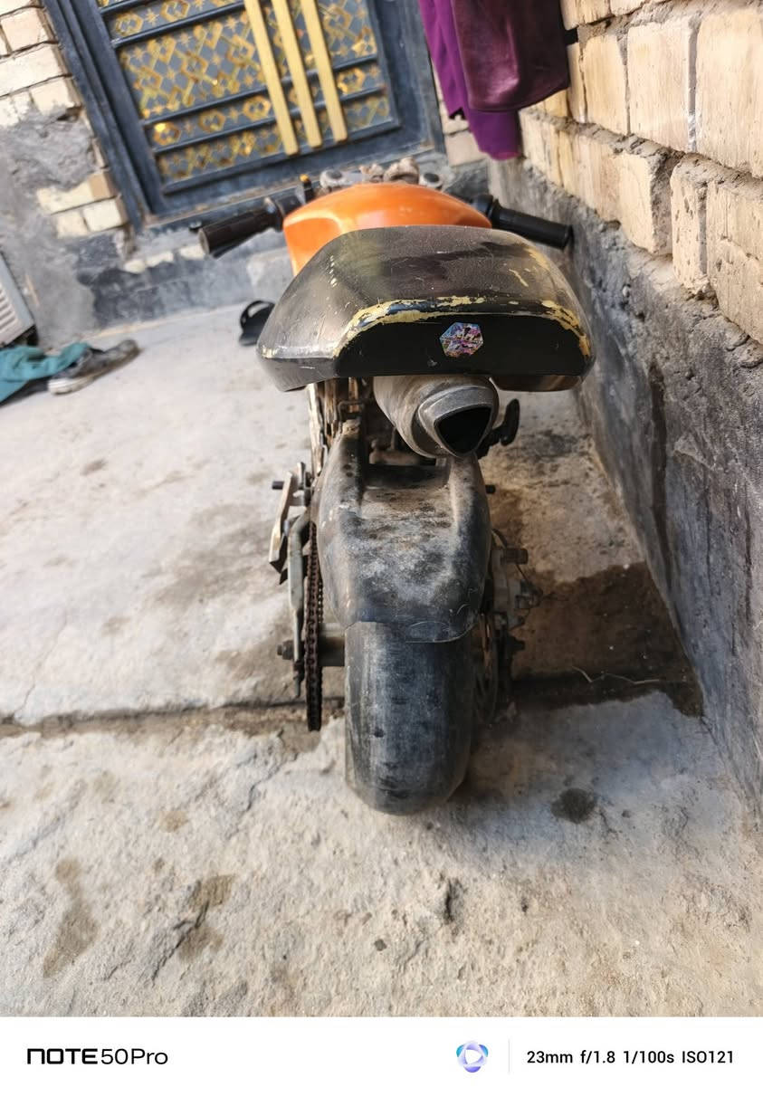 سلام عليكم دراجة بطحة مال اطفال البيع المكان كربلاء حيل نضال السعر 150 بيهة مجال الستفسار اتصل على رقم شغالة شرط الشغل تجي تبطنش يمي تروح ***********
