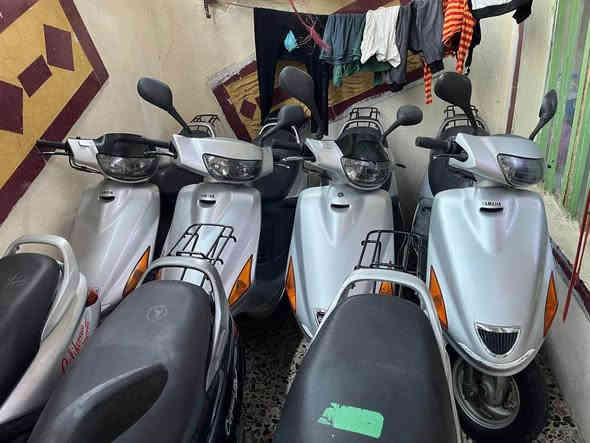 السلام عليكم ورحمة الله 
دراجات نوع فورتي ياماها كرستال ياباني اصلي جديد رمبة. 
بغداد مدينة الصدر *********** بغداد
