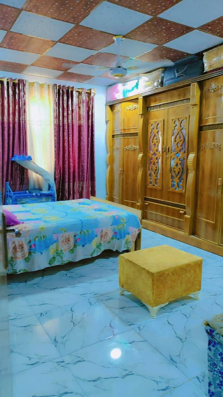سلام عليكم .للبيع لعنوان حله مقابيل محطه لعرفان .بيت مع قطعه ارض .مساحه لقطعه 200م..مساحه لبيت 130متر .طابقين .الطابق الاول.ستقبال .وغرفه .كلدور.مطبخ .مناور 2.صحيات خارج وداخل
سلام عليكم .بيت للبيع زراعي سند 25لعنوان حله نادر  مقابيل محطه لعرفان .بيت مع قطعه ارض .مساحه لقطعه 200م..مساحه لبيت 130متر .طابقين . .الطابق الاول.ستقبال .وغرفه .كلدور.مطبخ .مناور 2.صحيات خارج وداخل 
طابق الثاني غرفتين .كلدور وصحيات .يحتوي على سطحين سطح كبير وسطح صغير .لقطعه بصف لبيت مباشره .السعر والاستفسار يم صاحب البيت ***********

