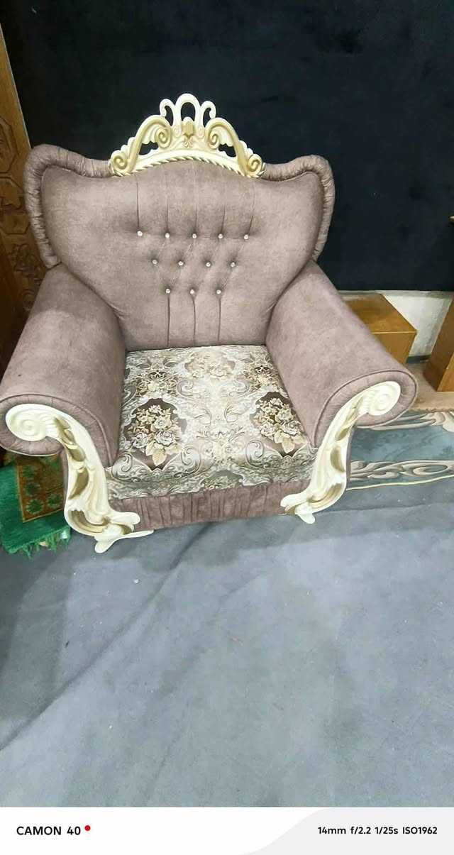 للبيع والسعر ٤٠٠الف وبيه مجال بسيط


**إذا كنت صاحب هذا الإعلان وتريد حذفه لأي سبب، رجاءا أرسل رسالة إلى الدعم الفني**