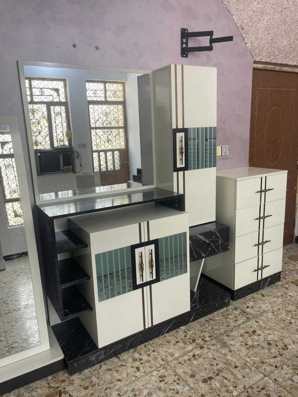 السلام عليكم عدي غرفه للبيع جديده نفس متشوفون تجي فحص الغرفه تشوفها علما اكو من الزاويا الاسفنجه محفوره شويه اريدها ب مليون و  100 وبيها مجال


**إذا كنت صاحب هذا الإعلان وتريد حذفه لأي سبب، رجاءا أرسل رسالة إلى الدعم الفني**