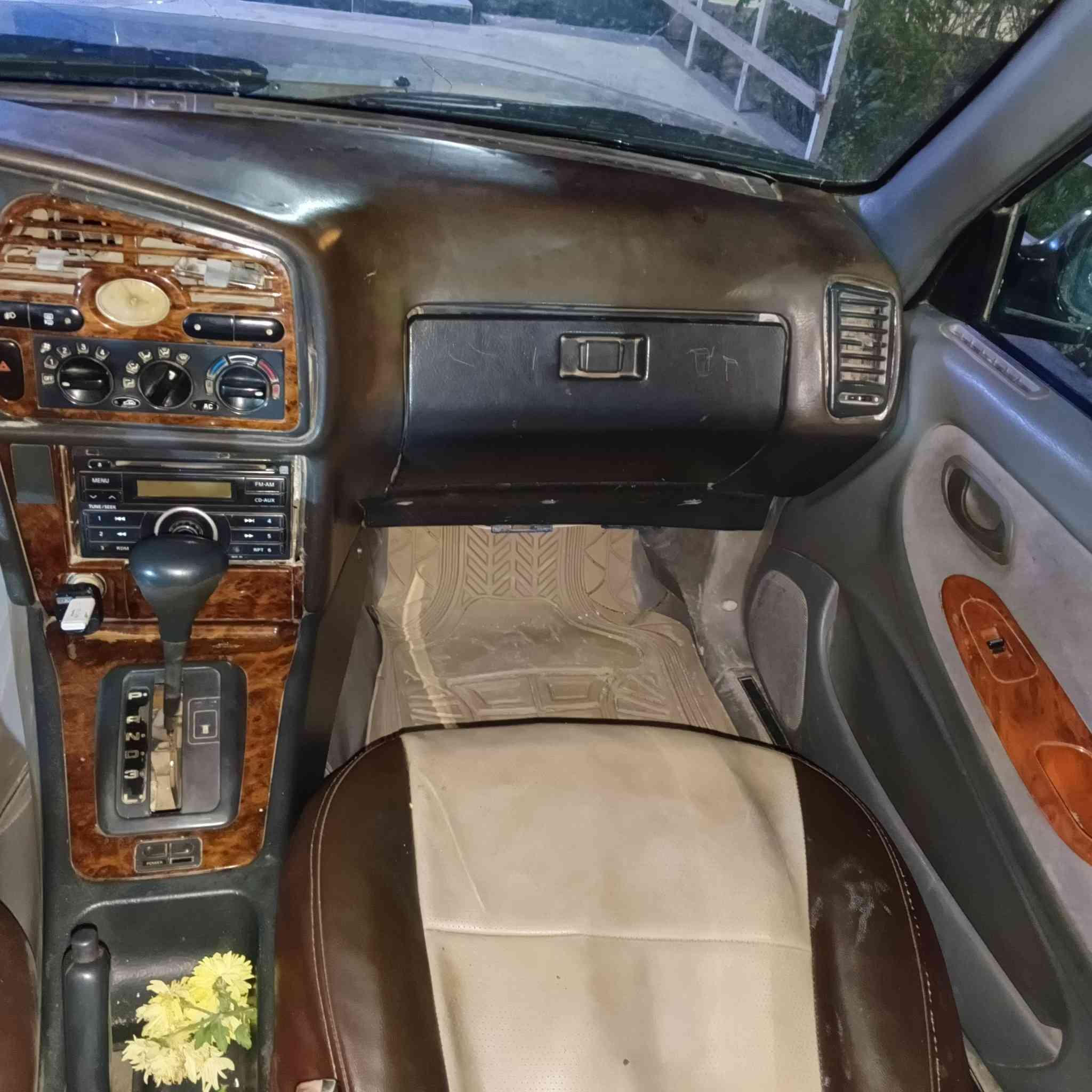 برنس فراشة للبيع او مراوس بسمي رقم بغداد سنوية ل٢٨ محرك مسكر السعر 28 
***********
