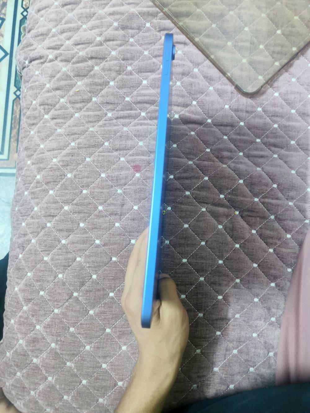 سلام عليكم 
ايباد 10 
ذاكرة 64
بطارية 94
جهاز نظيف جداا
مع الشاحن الاصلي
السعر 380
قابل للتفاوض القليل 

العنوان : بغداد البلديات
للتواصل :***********